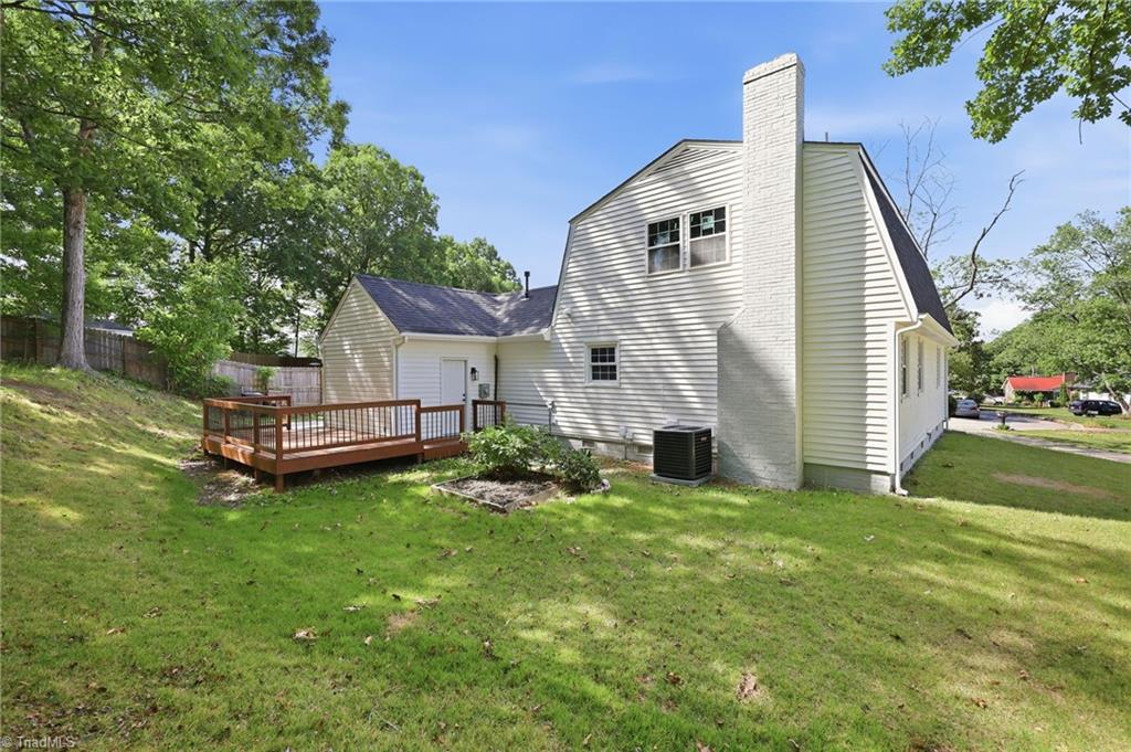 1930 Middlewood Court Property Photo 33