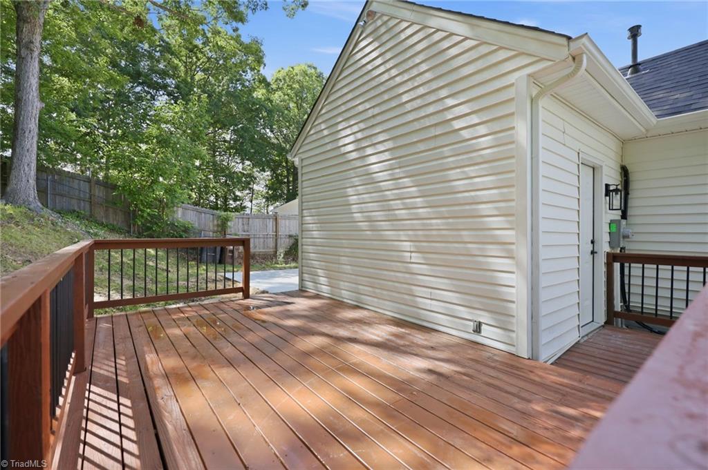 1930 Middlewood Court Property Photo 35