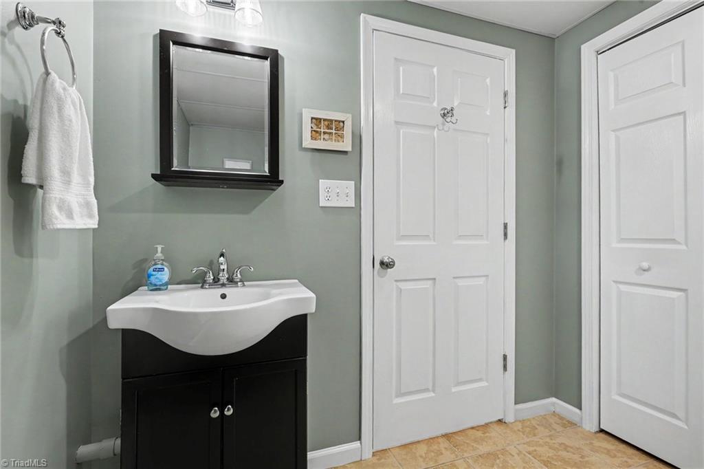 260 Knollwood Drive Property Photo 27