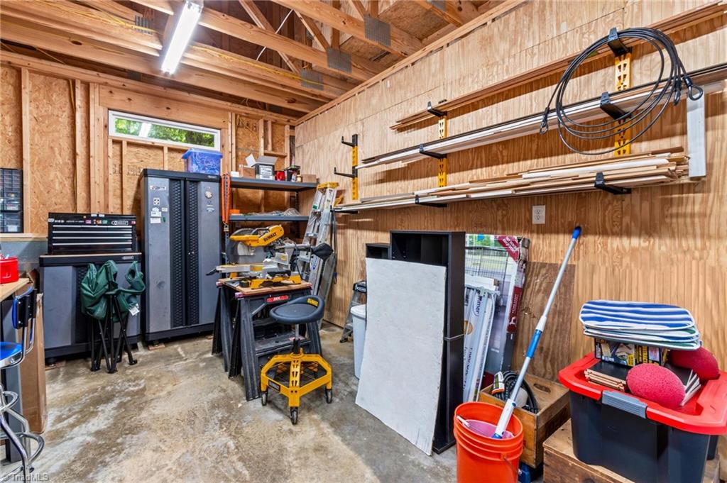 260 Knollwood Drive Property Photo 42
