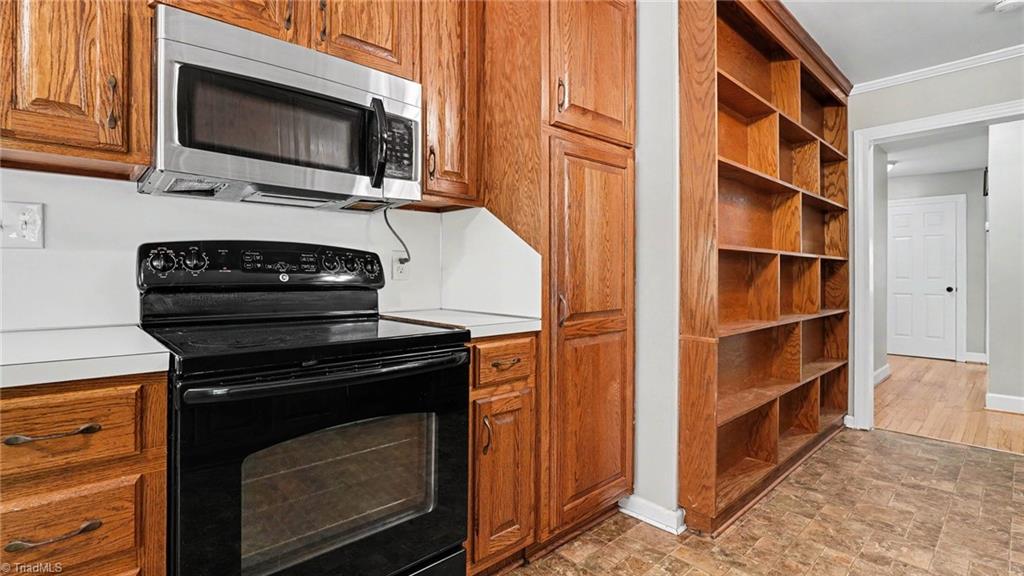 307 E Main Street Property Photo 11