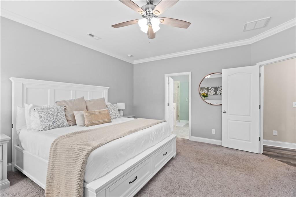 2210 Starfall Drive Property Photo 17