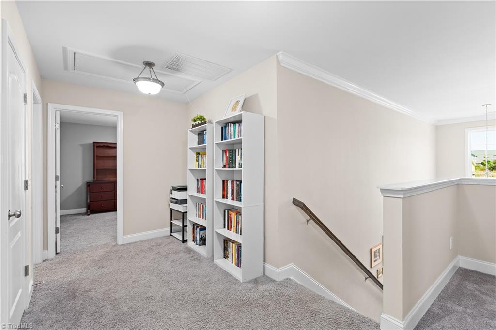 2210 Starfall Drive Property Photo 23