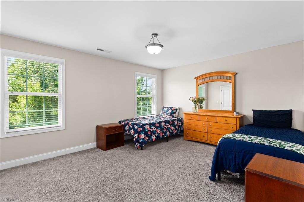 2210 Starfall Drive Property Photo 30