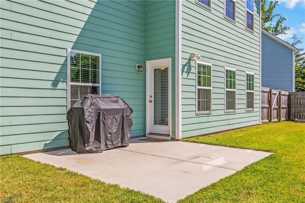 2210 Starfall Drive Property Photo 33