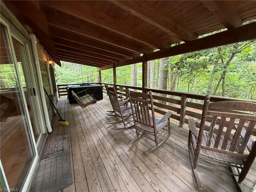 1105 Fall Creek Road Property Photo 13