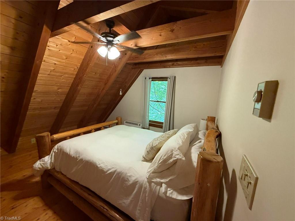 1105 Fall Creek Road Property Photo 25