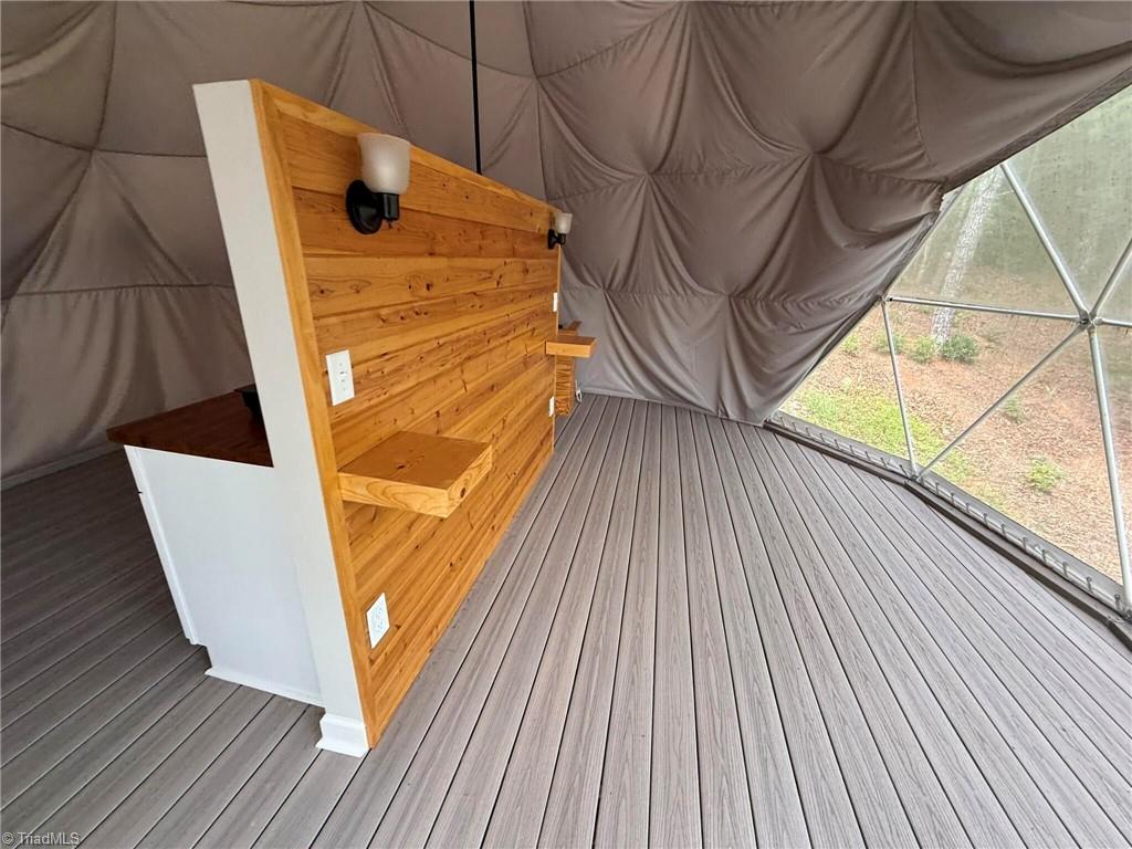 1105 Fall Creek Road Property Photo 38