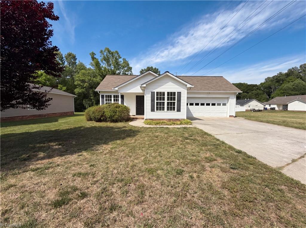 2015 Gyro Drive Property Photo 1