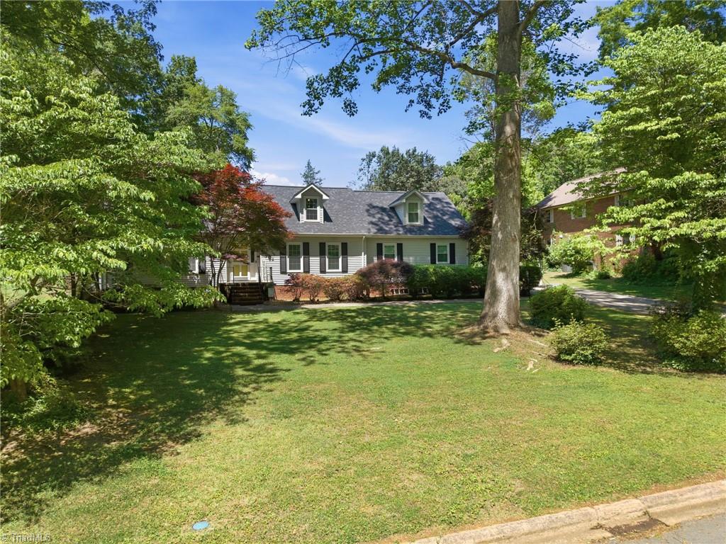502 Camelot Drive Property Photo 2