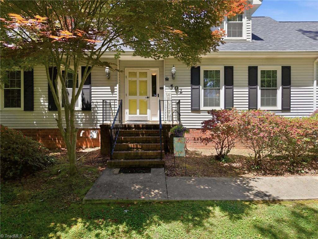 502 Camelot Drive Property Photo 4