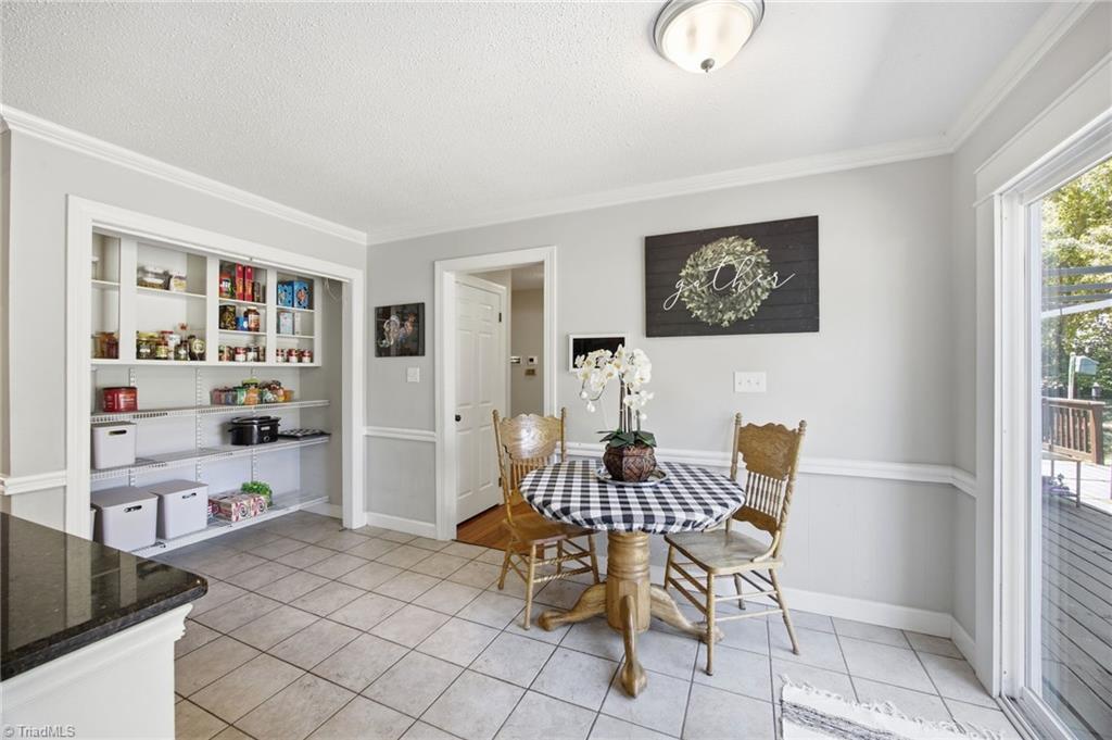 502 Camelot Drive Property Photo 18