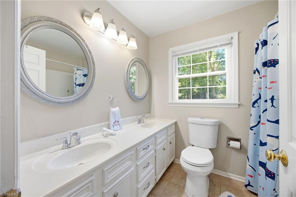 502 Camelot Drive Property Photo 33