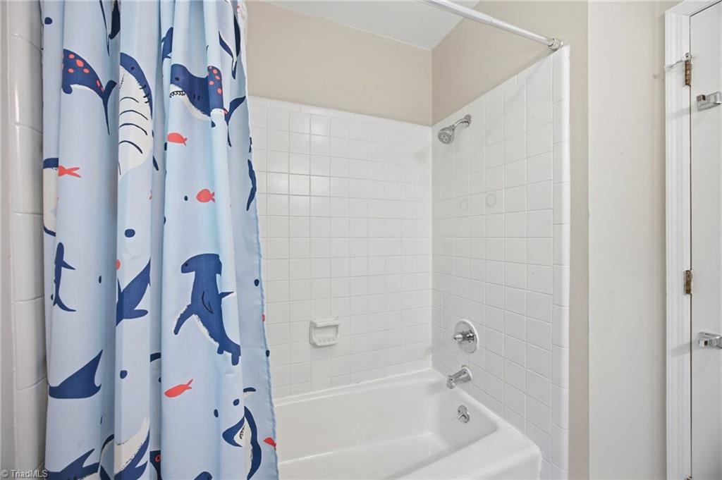 502 Camelot Drive Property Photo 34