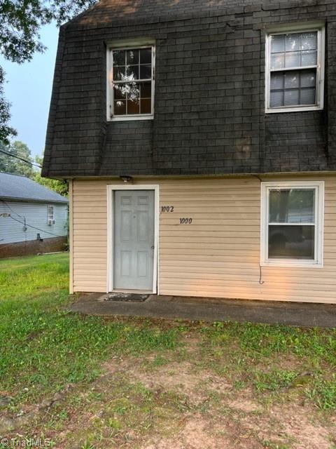 1002 Walnut Street Property Photo 1