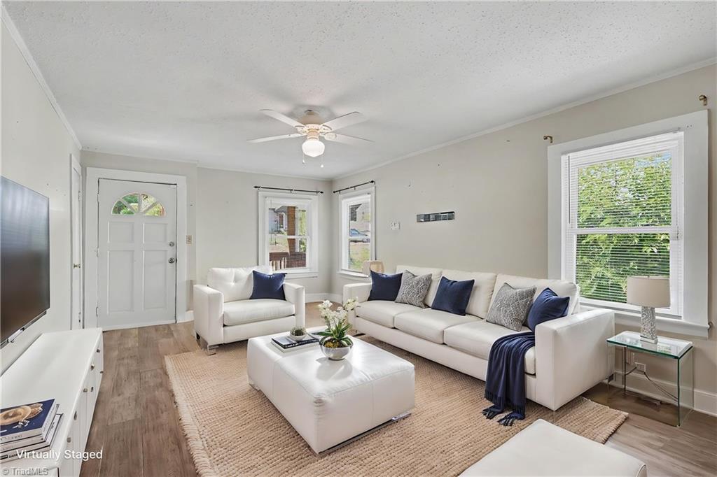 1602 Larkin Street Property Photo 7