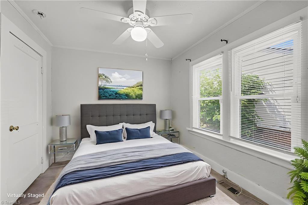 1602 Larkin Street Property Photo 22