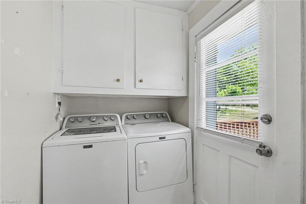 1602 Larkin Street Property Photo 28