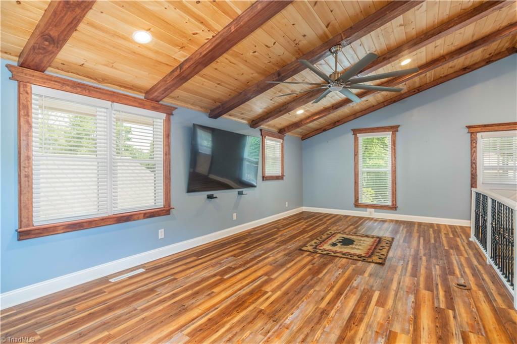 81 Pine Tree Drive Property Photo 8
