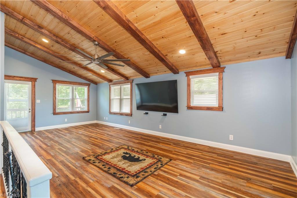 81 Pine Tree Drive Property Photo 9