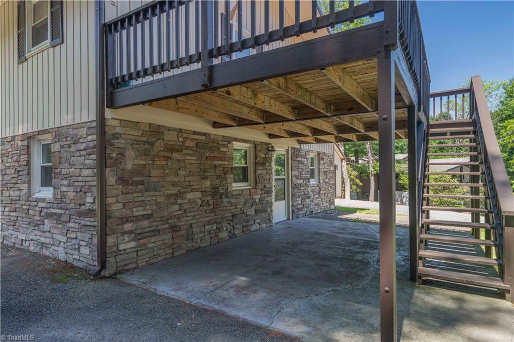81 Pine Tree Drive Property Photo 33