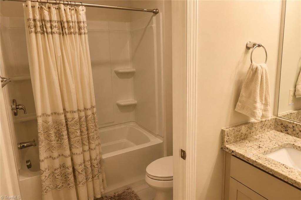 807 Riley Lane Property Photo 26