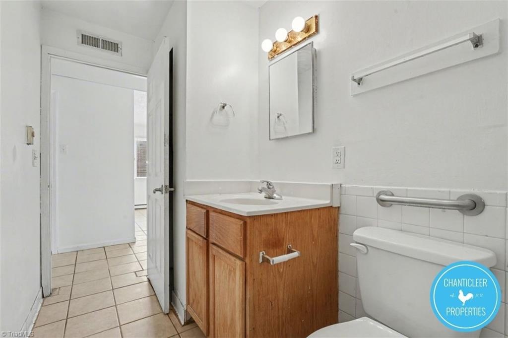 1504 Autumn Drive # A Property Photo 13