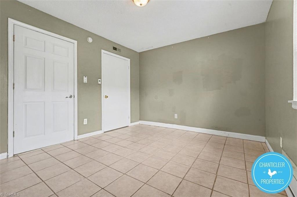 1504 Autumn Drive # A Property Photo 18