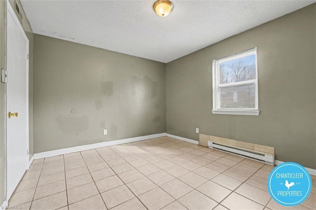 1504 Autumn Drive # A Property Photo 19