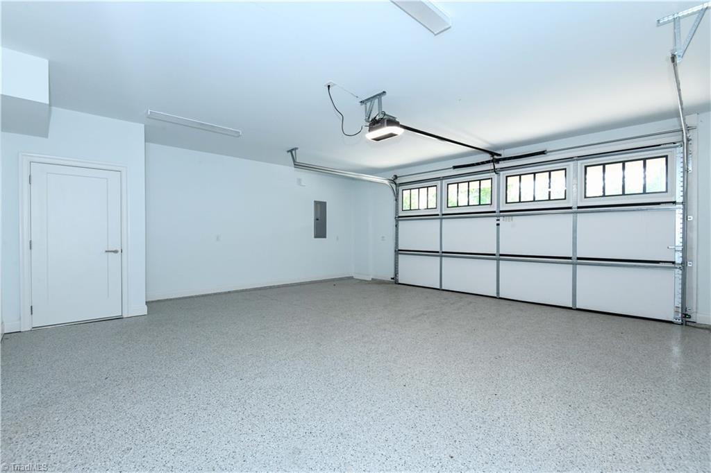 3233 W Friendly Avenue Property Photo 49