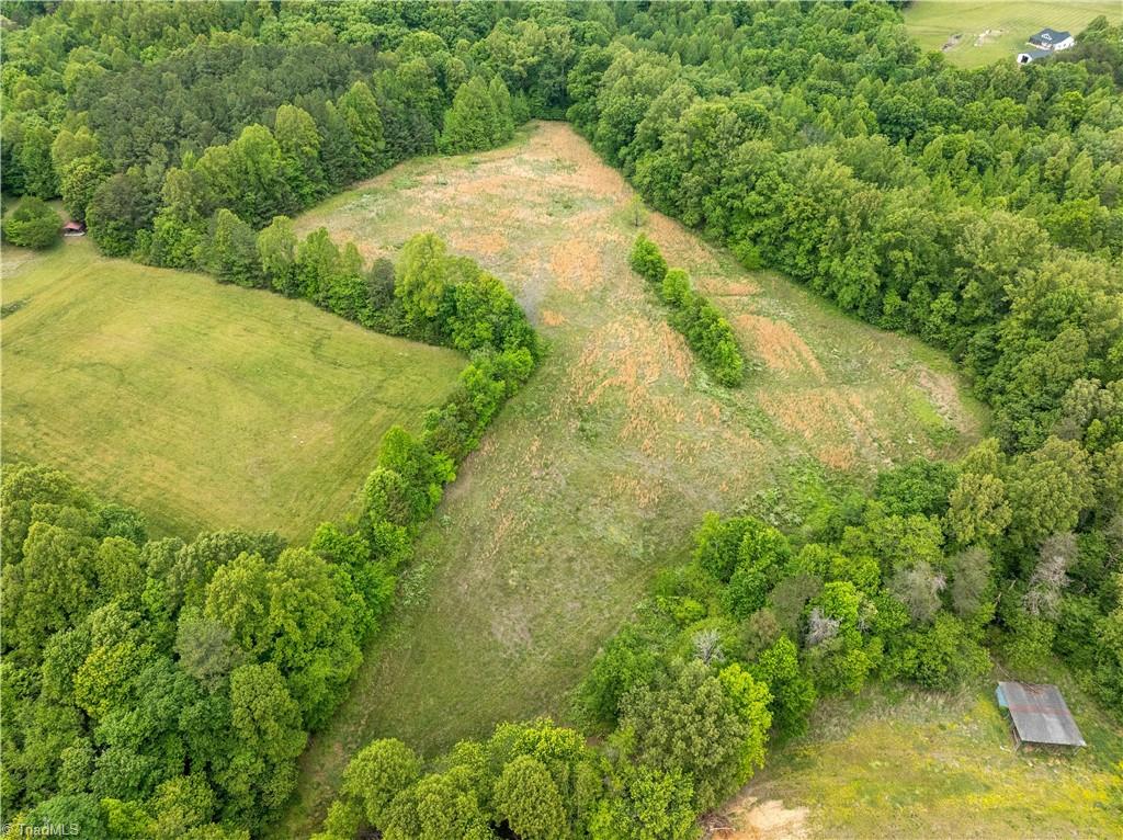 4275 Grubbs Road Property Photo 3