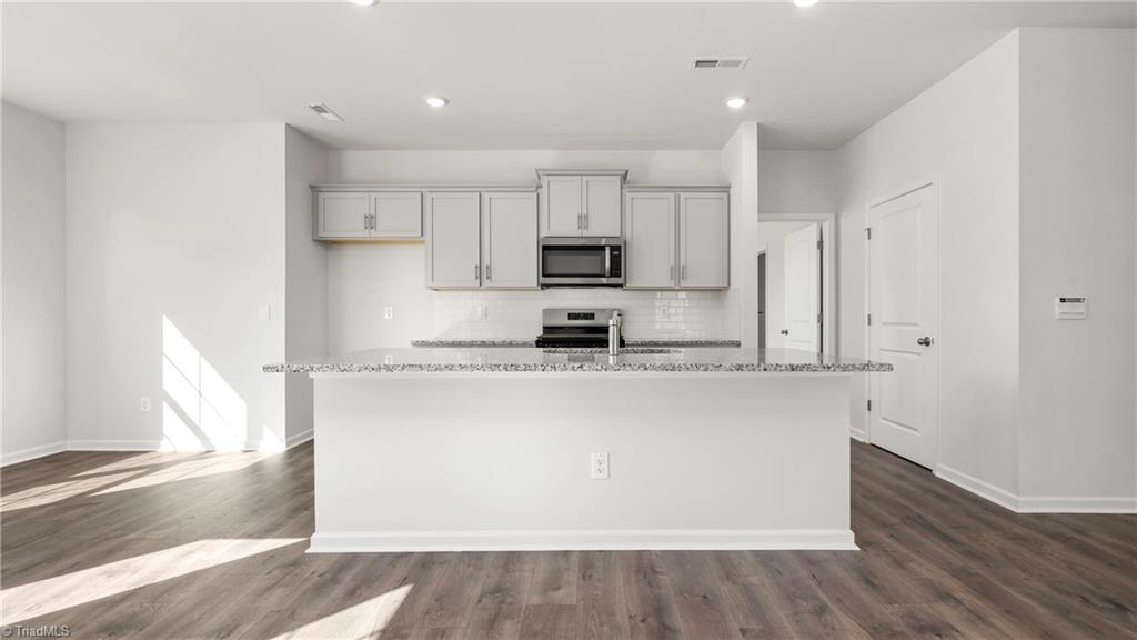 811 Bryson Boulevard Property Photo 11