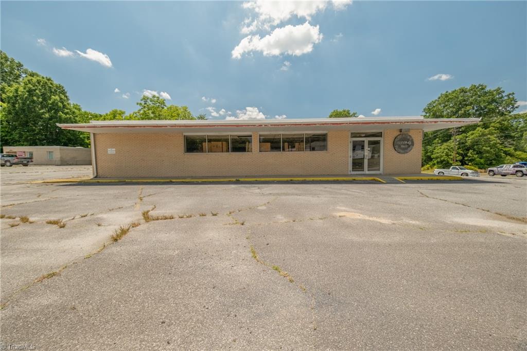 600 Randolph Street Property Photo 13