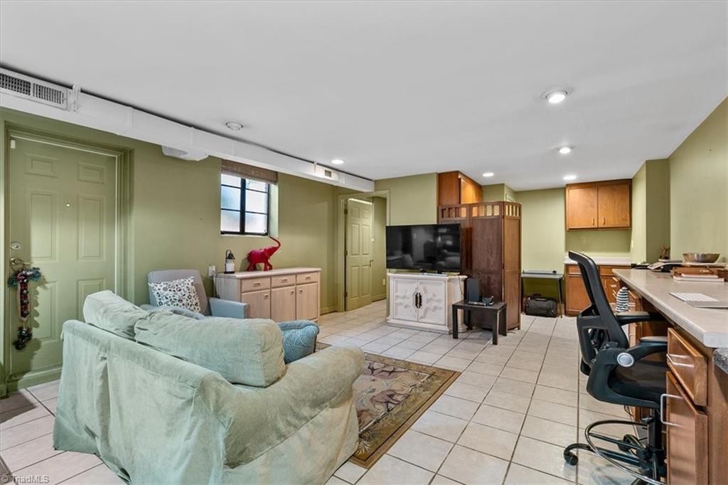6106 Sundown Drive Property Photo 21