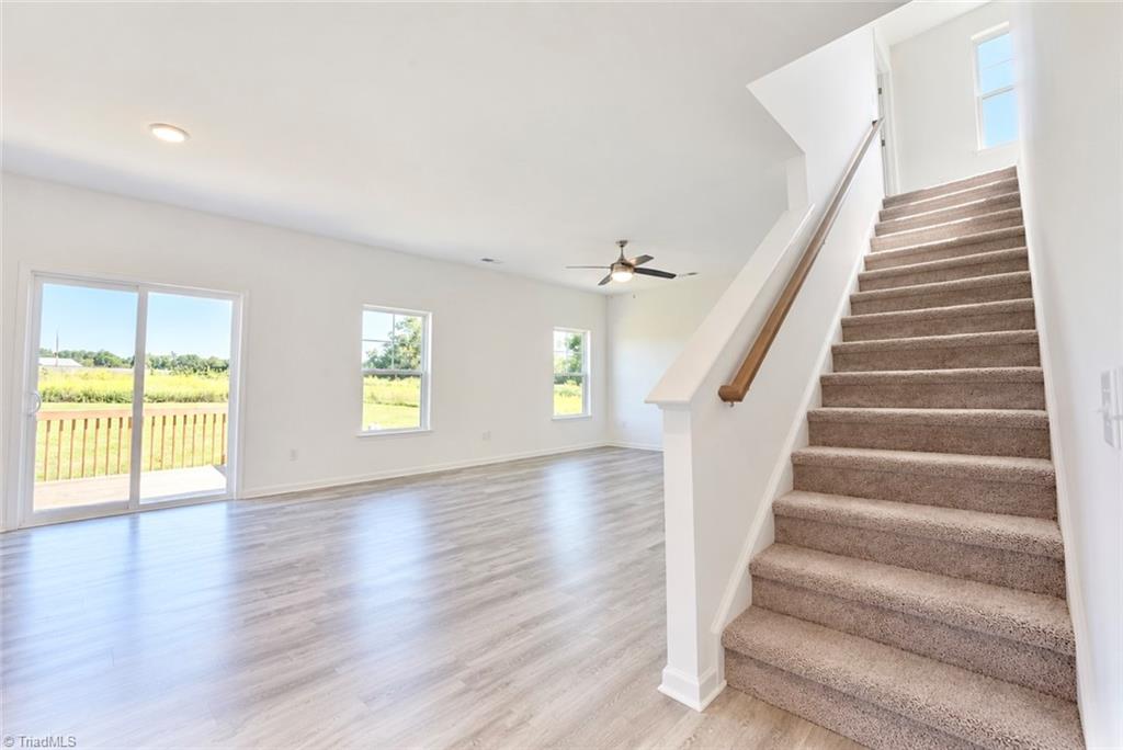 6909 Steeplegate Drive Property Photo 17