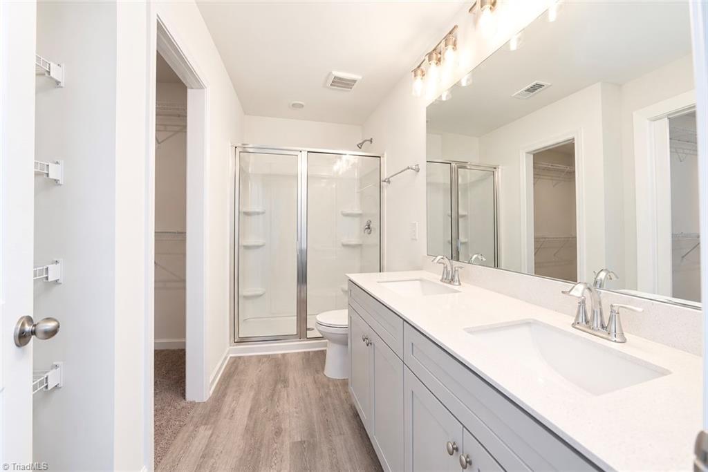 6909 Steeplegate Drive Property Photo 21