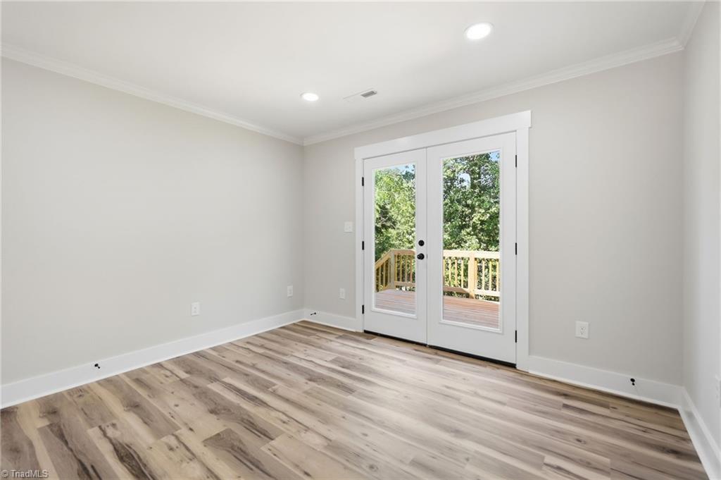 435 Stratton Avenue Property Photo 10