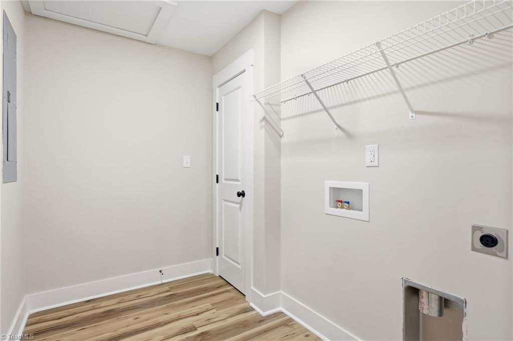 435 Stratton Avenue Property Photo 12