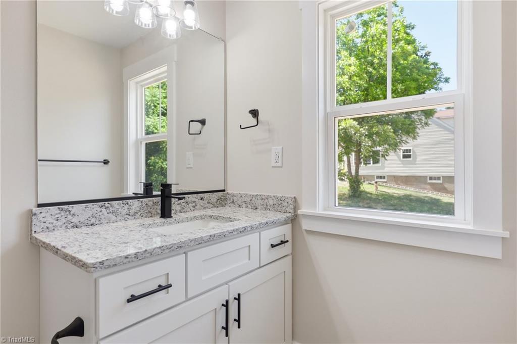 435 Stratton Avenue Property Photo 15