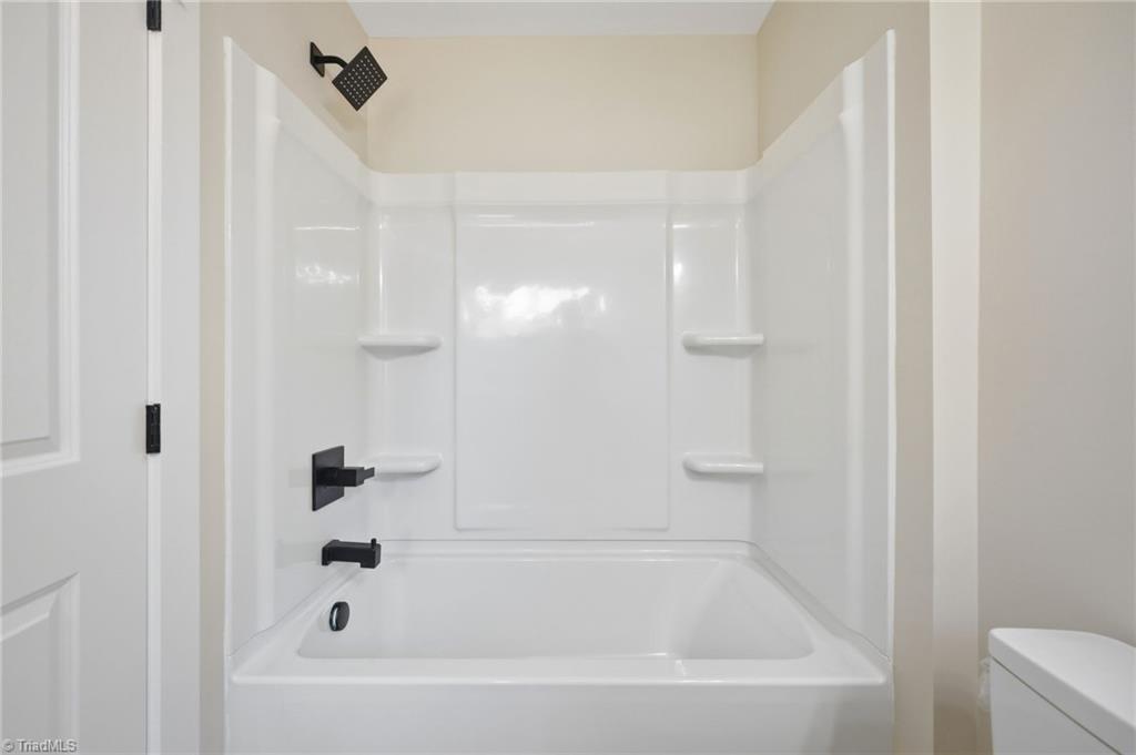 435 Stratton Avenue Property Photo 16