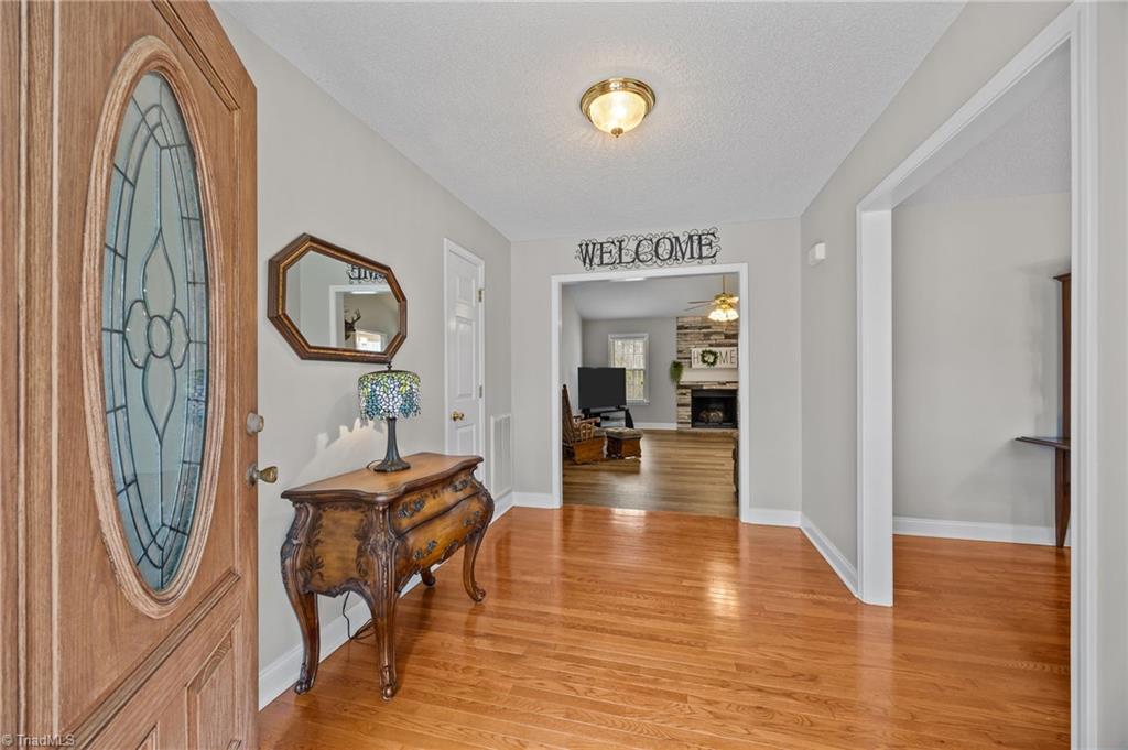 1749 Sells Road Property Photo 7