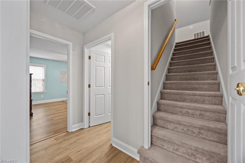 1749 Sells Road Property Photo 25