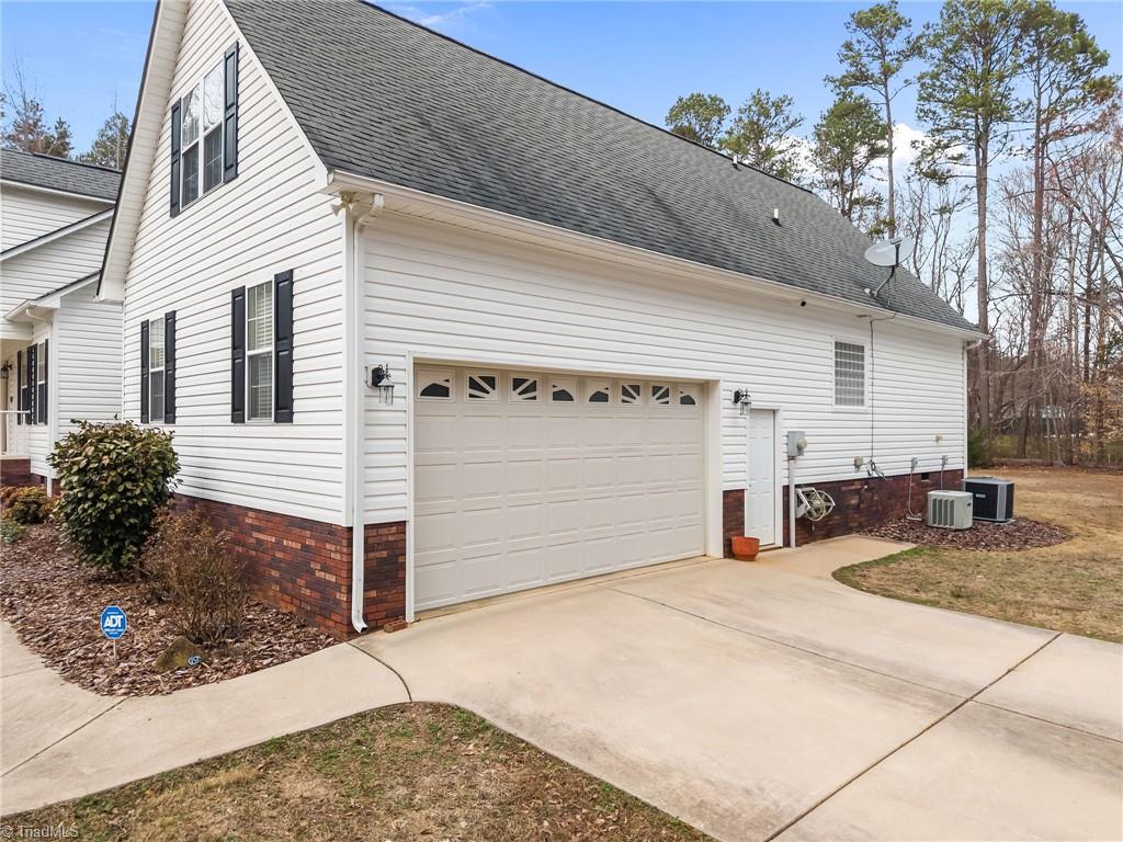 1749 Sells Road Property Photo 33