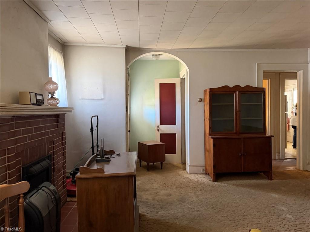 2117 E Sprague Street Property Photo 9