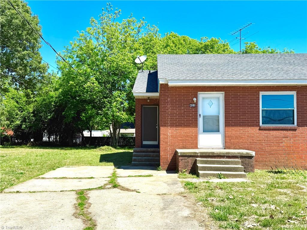 405 Richardson Avenue # A Property Photo 2