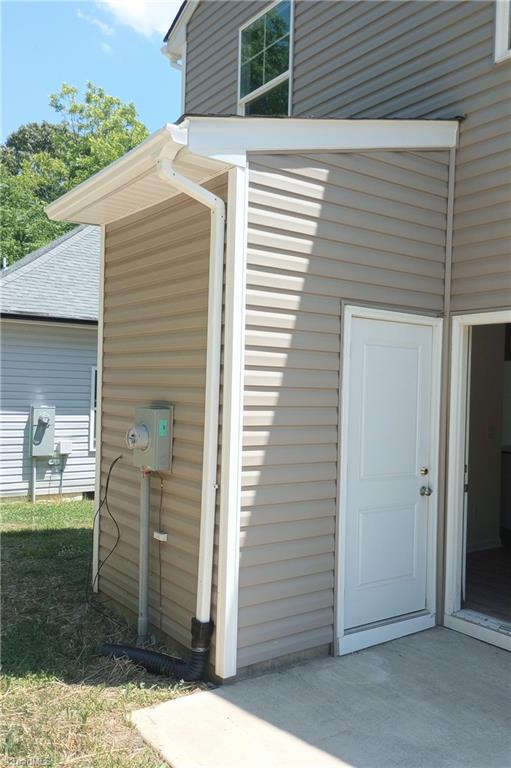 801 E Commerce Avenue Property Photo 4