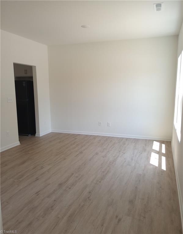 801 E Commerce Avenue Property Photo 10