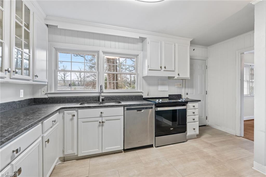 2209 Villa Drive Property Photo 3
