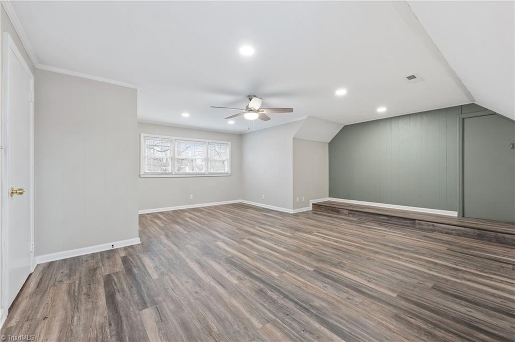 2209 Villa Drive Property Photo 10