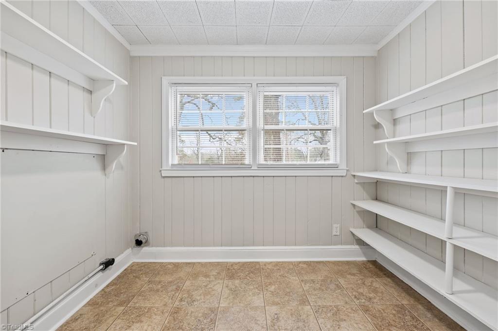 2209 Villa Drive Property Photo 13
